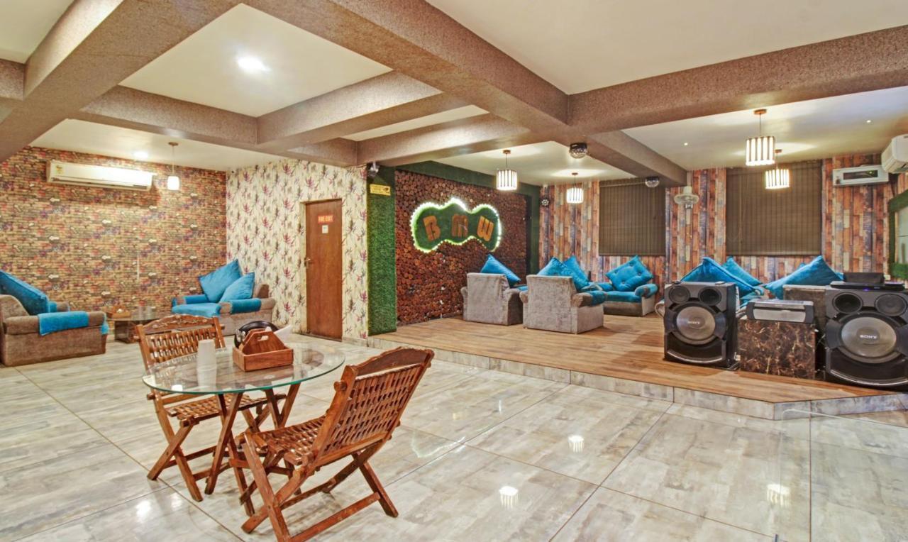 Hotel Treebo The Boss Rāipur Exterior foto