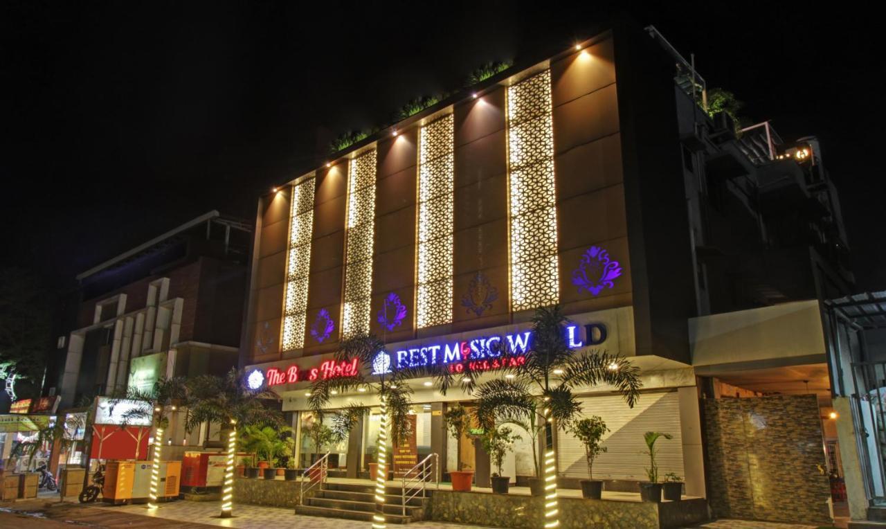 Hotel Treebo The Boss Rāipur Exterior foto