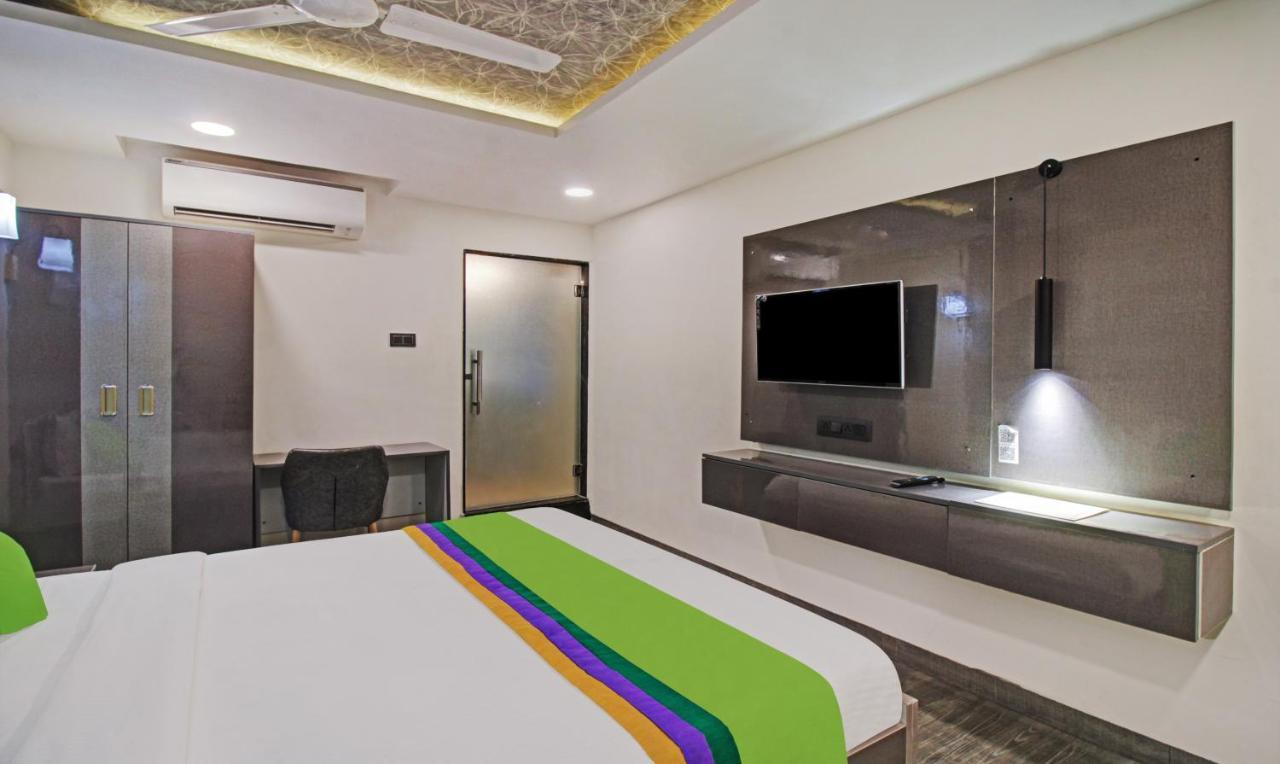 Hotel Treebo The Boss Rāipur Exterior foto