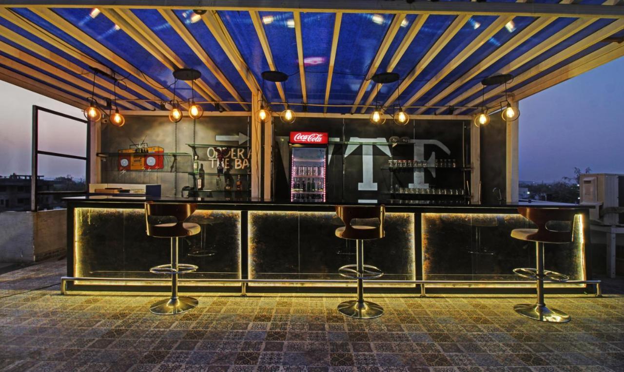 Hotel Treebo The Boss Rāipur Exterior foto