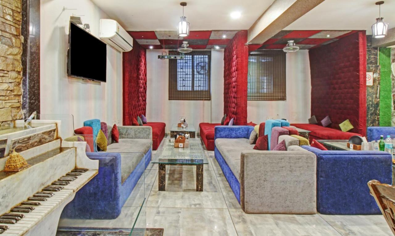 Hotel Treebo The Boss Rāipur Exterior foto